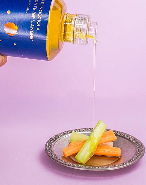 SONDERANGEBOT Reines Haselnussöl - Olio di Nocciola Piemonte IGP 250ml, Tastelanghe – Bild 2